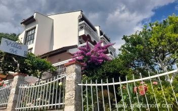 Villa M, privat innkvartering i sted Bijela, Montenegro